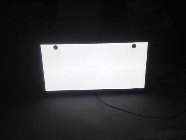 LEDナンバープレート 字光式 電光式 超薄型 激白 字光式 12V/24V兼用 全面発光 8mm 前後 2枚 セット CPD04の画像2