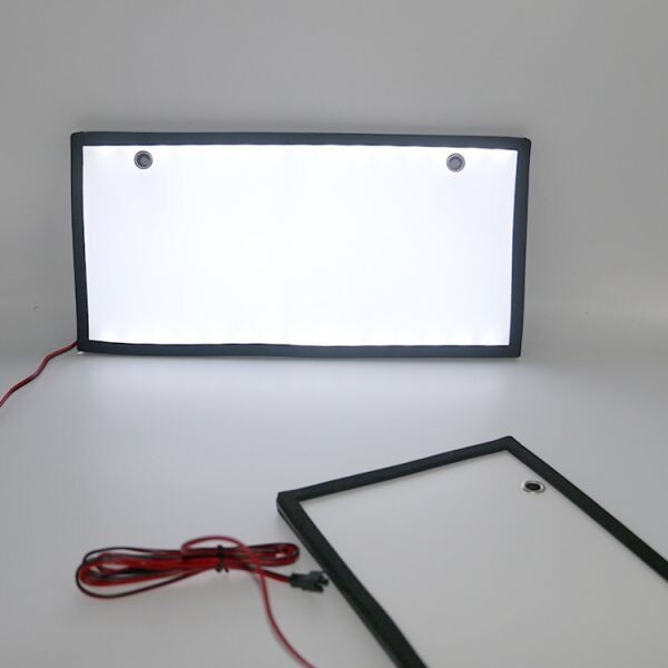 LEDナンバープレート 字光式 電光式 超薄型 激白 字光式 12V/24V兼用 全面発光 8mm 前後 2枚 セット CPD04の画像3