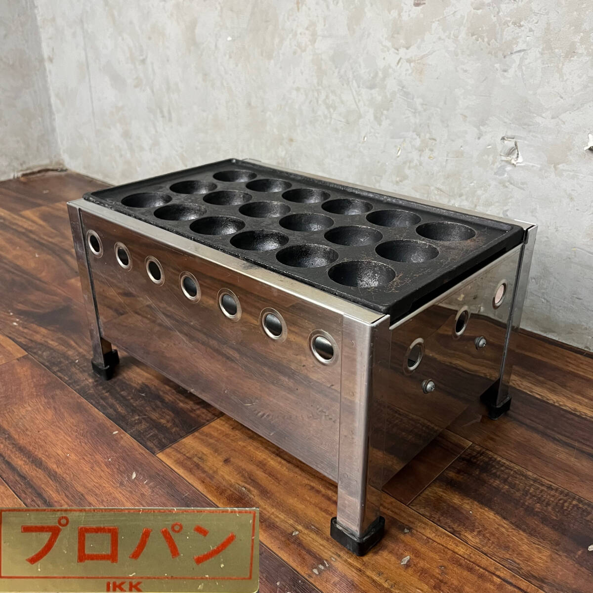 WY12/28 伊藤金属工業 IKK たこ焼き器 1丁 18穴 業務用 プロパンガス たこ焼き機 LPガス 小玉 大玉 焼き判 屋台 店舗 露店★直接引取歓迎〇_画像1