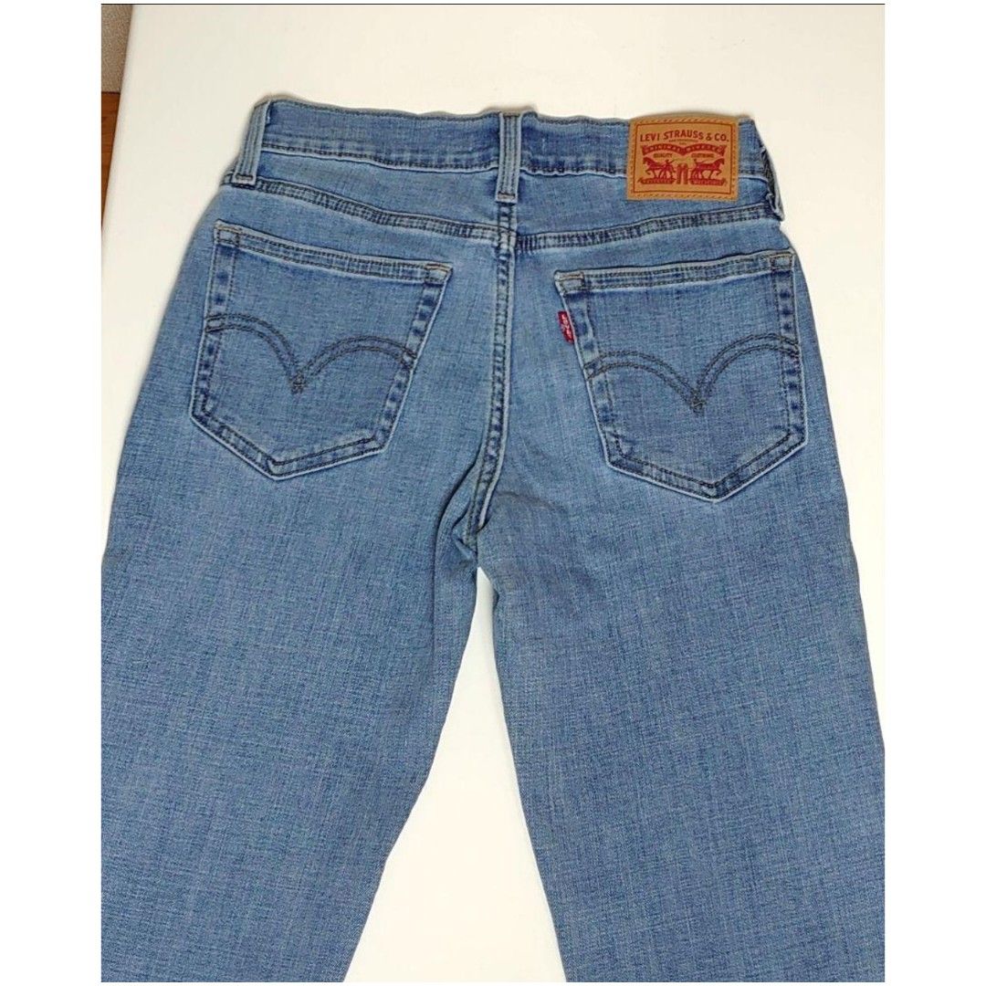 Levi's　デニムパンツ