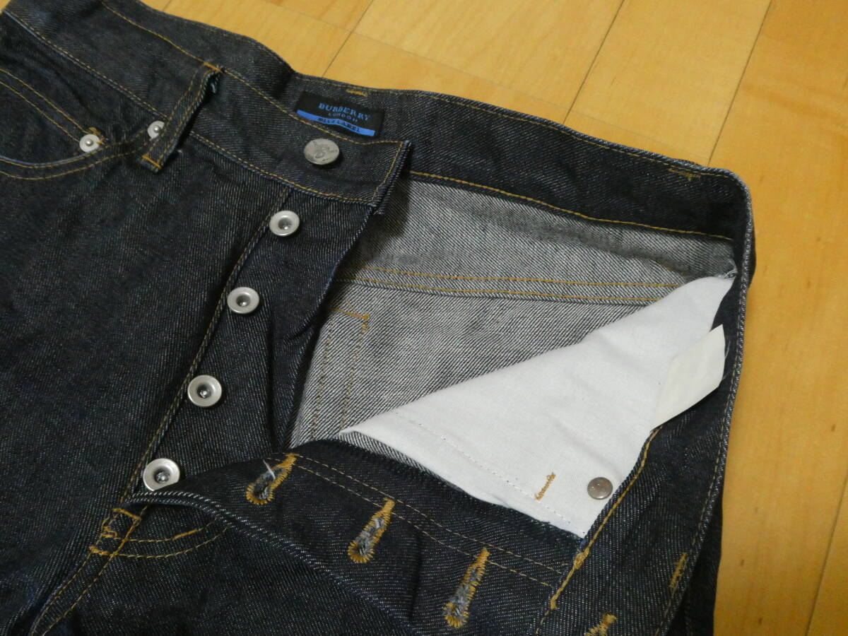 1.BURBERRY BLUE LABEL バーバリー ブルーレーベル メンズ ジーンズ デニム W30 L32 状態良好_画像3