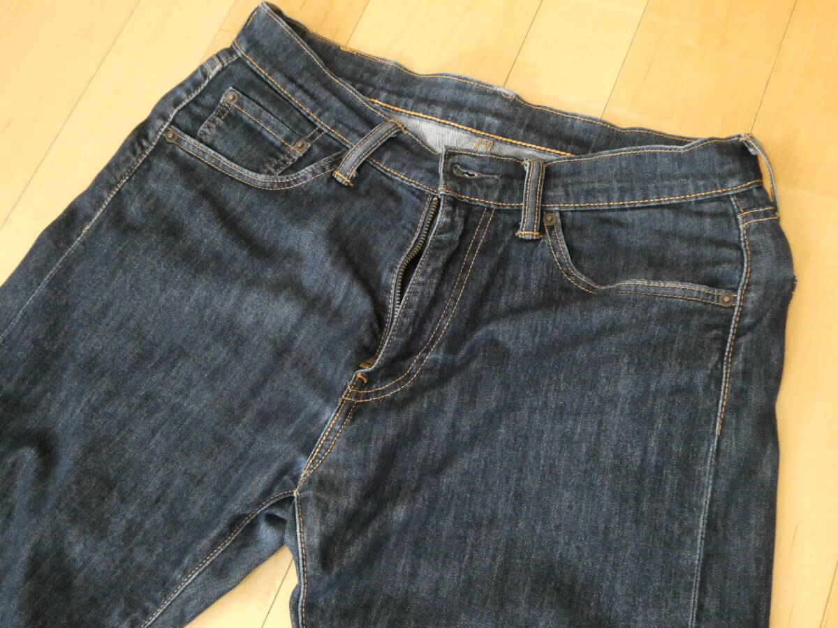 41.リーバイス Levi's 505 W30 ストレッチ デニム ジーンズ クロップドパンツ 夏用 古着 (ショートパンツ 七分丈) 状態良好 送料185円_画像2