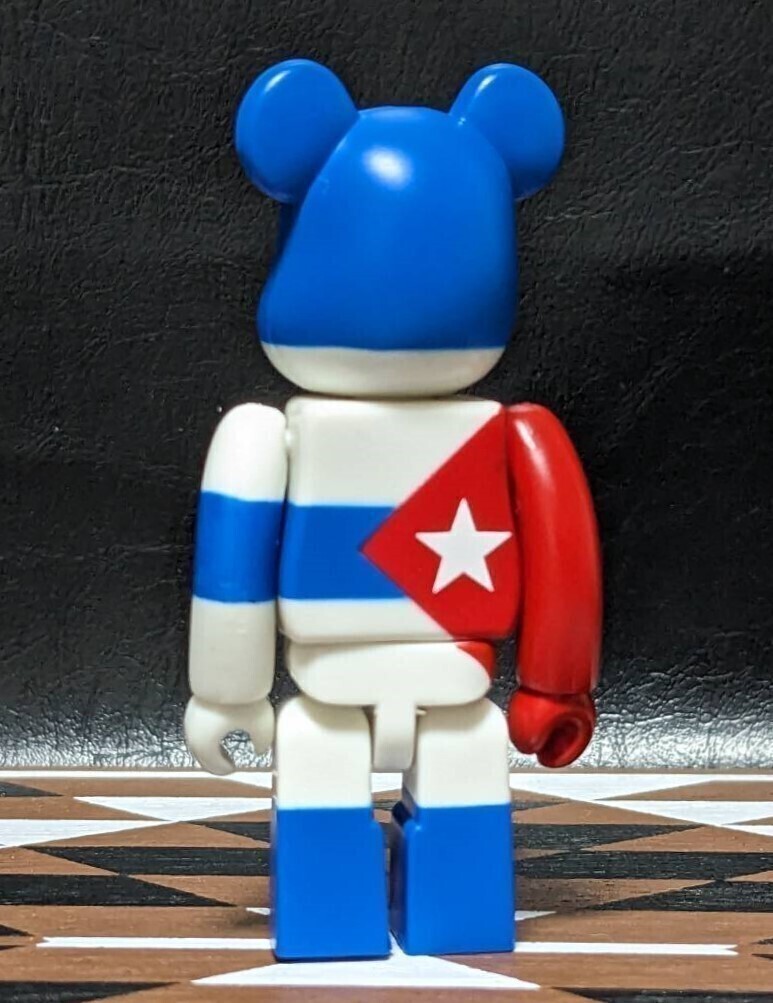 BE@RBRICK ベアブリック シリーズ26 FLAG フラッグ キューバ 現品のみ D2310216の画像2