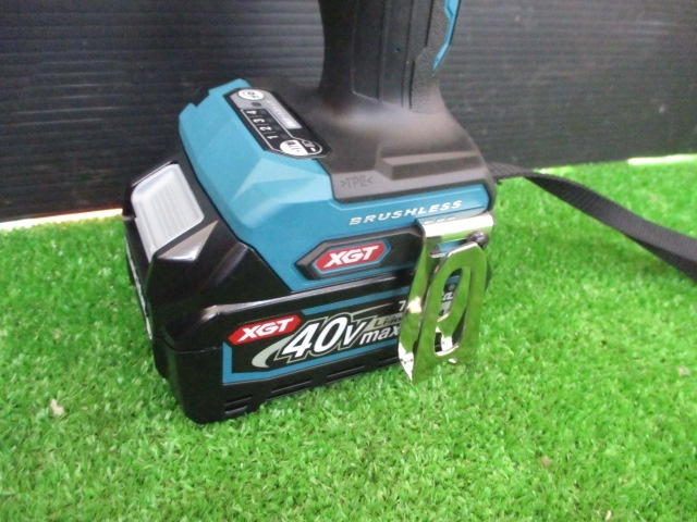 * Makita (Makita) 40v rechargeable impact driver TD003GRAX battery (BL4020×2 piece )* charger (DC40RA)* case attaching *