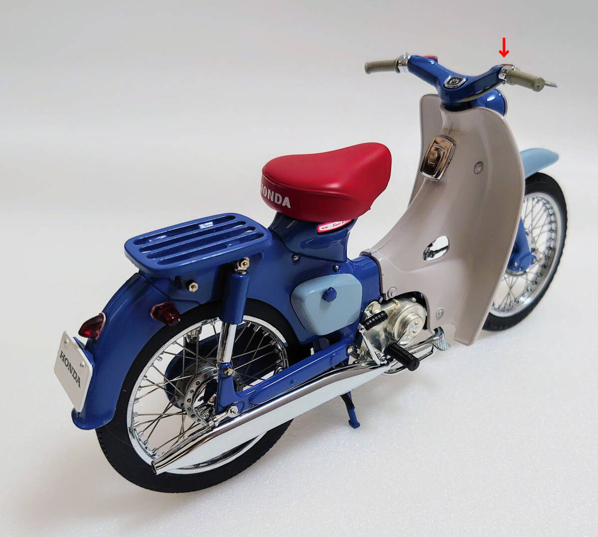 1円～スタート！　EBBRO【ホンダ　スーパーカブ　1958】　1/10　HONDA SUPER CUB DIE-CAST MODEL　バイク　模型