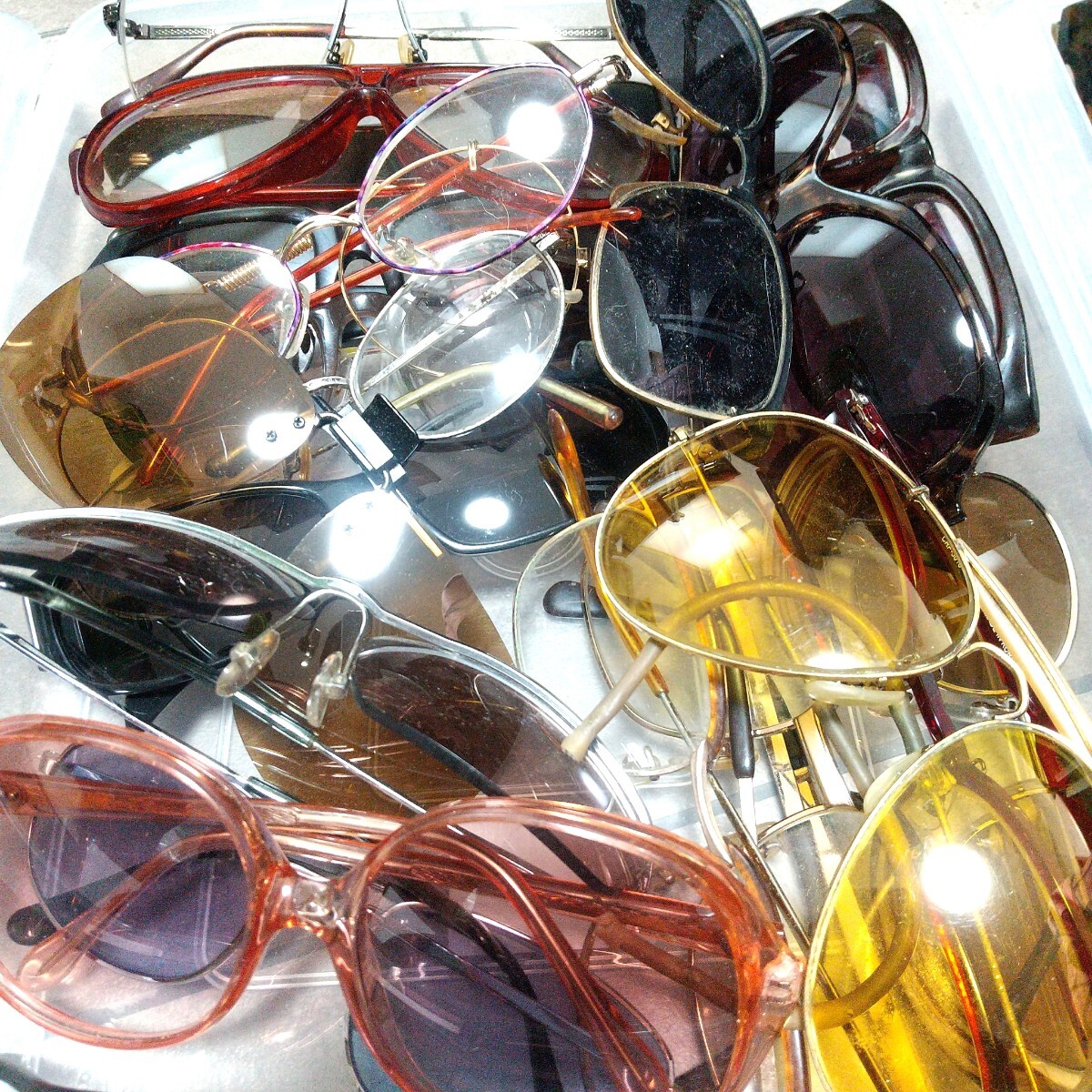 ☆ ジャンク ■ 眼鏡 メガネ サングラス フレーム メガネフレーム 大量 まとめ メガネケース_画像1