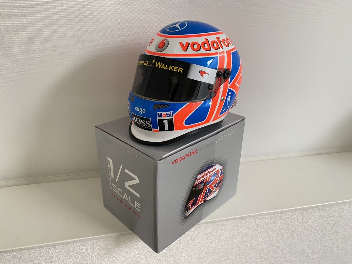 送料込み VODAFONE McLAREN MERCEDES JENSON BUTTON 1/2 送料込み VODAFONE McLAREN MERCEDES JENSON BUTTON 1/2