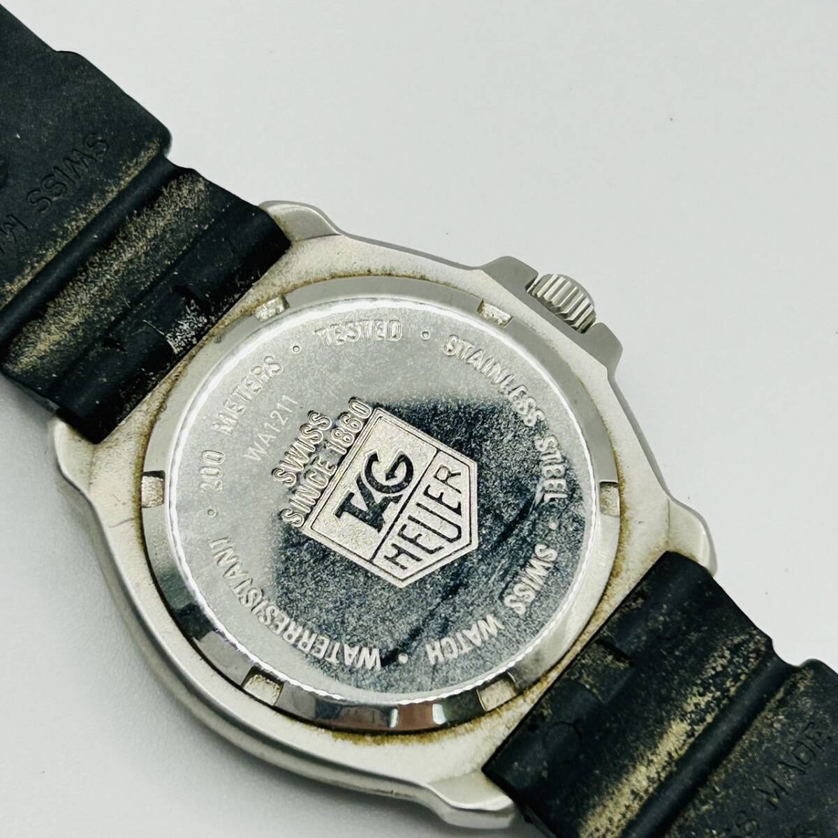 【2766】1円スタート！ TAGHEUER タグホイヤー プロフェッショナル 200 クォーツ WA1211 不動 中古品 保管品の画像9