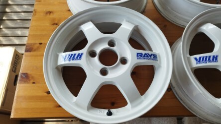 TE37　RAYS VOLK RACING　PCD１００　５J　＋４５　１４インチ　白　４本　程度良好_画像3