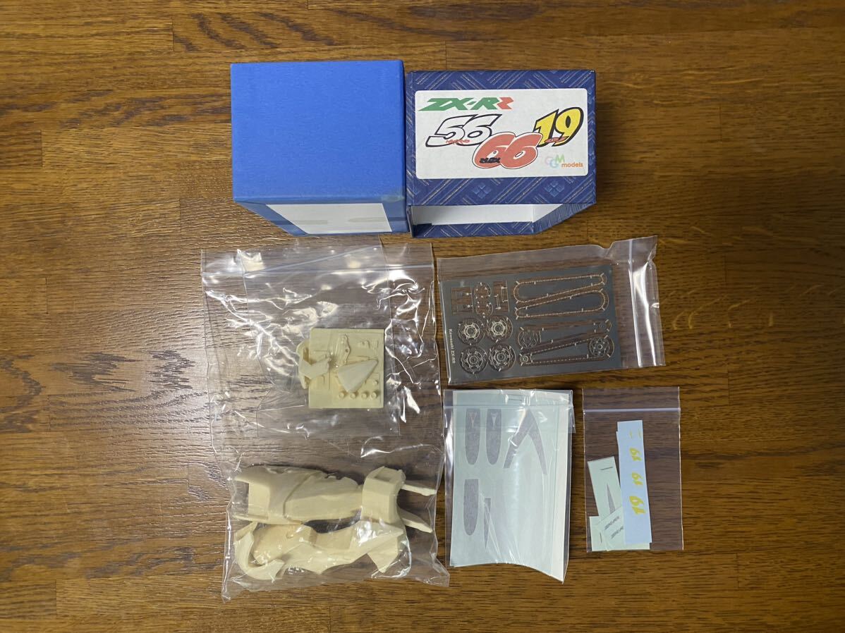 レア商品 少量生産 販売終了 絶版品 CGM model Kawasaki ZXRR 2005MotoGP earetype プラモデル レア商品 少量生産 販売終了 絶版品 CGM model Kawasaki ZXRR 2005MotoGP earetype プラモデル