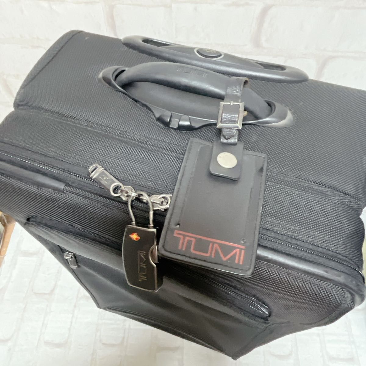 TUMI キャリー スーツケース 22022D4 2輪 拡張機能付 67L|Yahoo TUMI キャリー スーツケース 22022D4 2輪 拡張機能付 67L|Yahoo