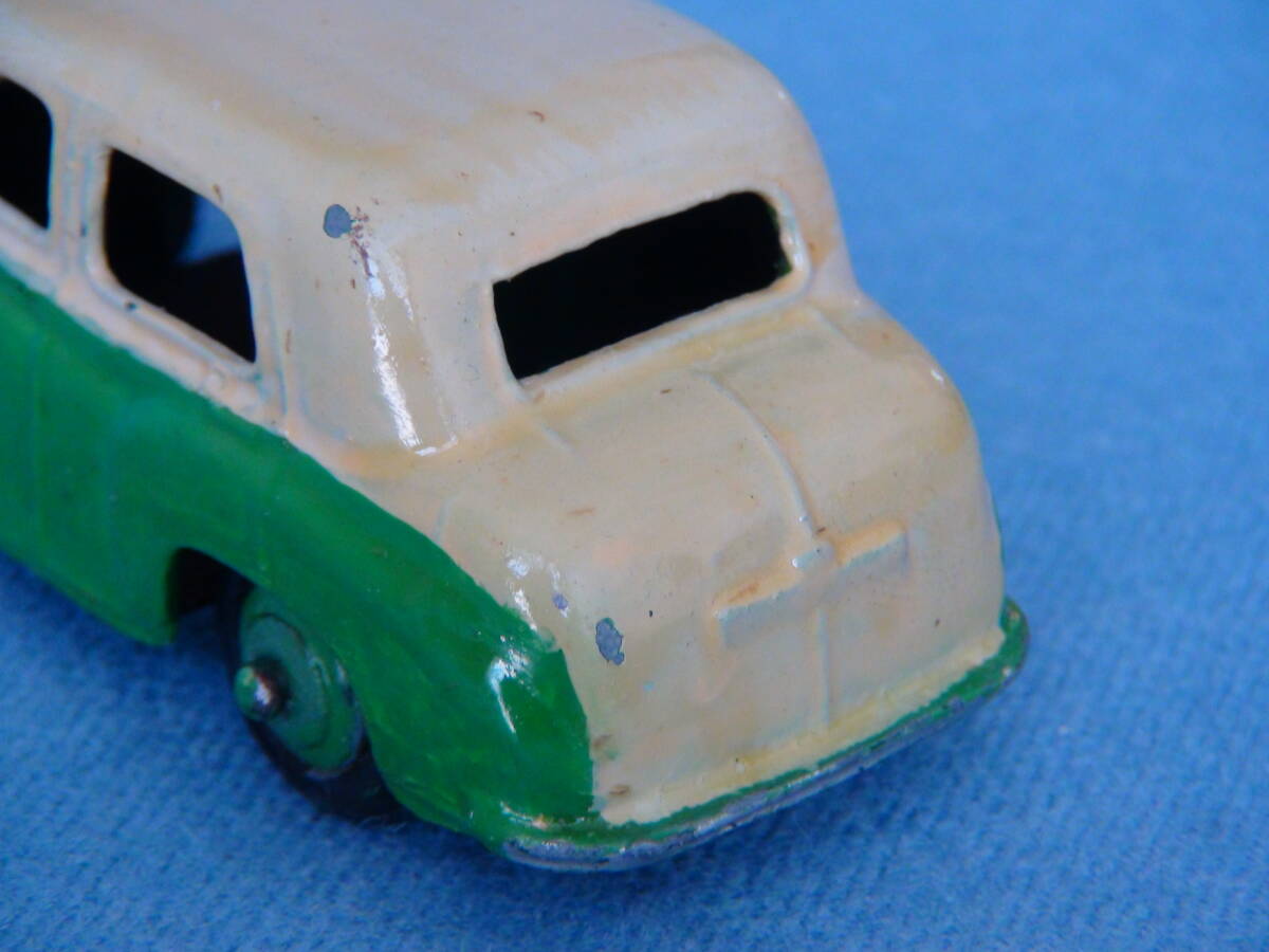 [ rare ] old britain Dinky 1/43 rank 1950 year type hi Le Mans * mink s 4-door saloon. normal type * ivory / green two-tone that time thing 