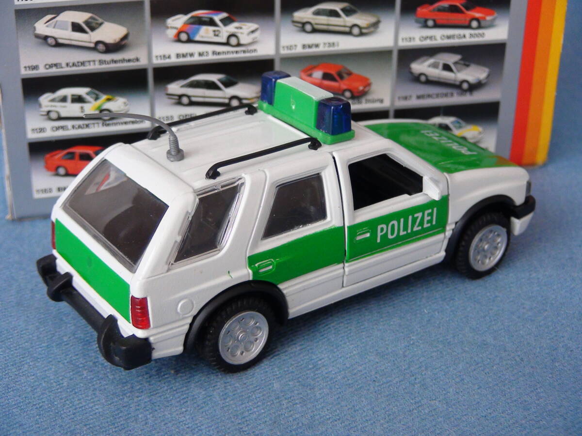 【希少】1990年代古い独GAMAガマ1/43オペル・フロンテラ4WD/いすず初代ミュー・ウィザードSUV・POLIZEIドイツポリスカー美品/箱付の画像2