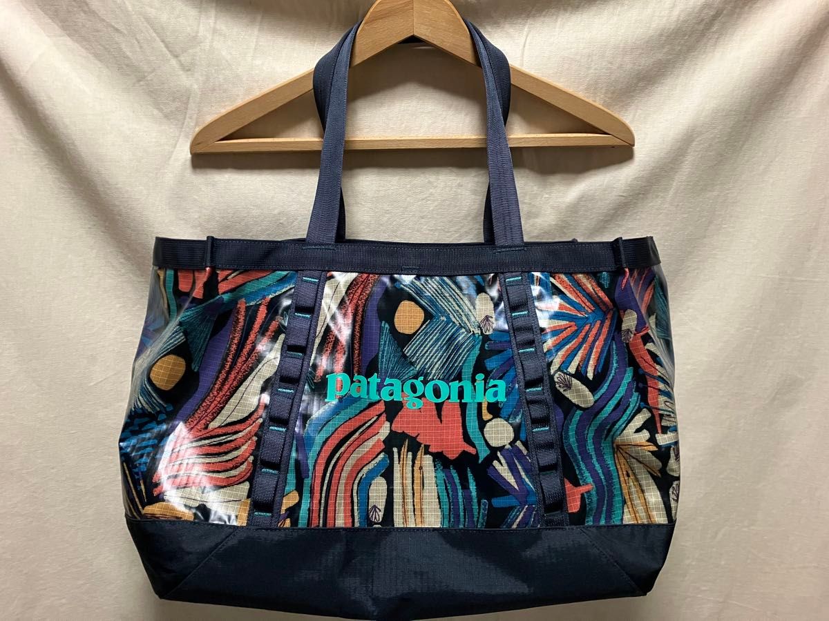 極美品 patagonia ブラックホール トート 25L 廃番希少品 トート 極美品 patagonia ブラックホール トート 25L 廃番希少品 トート