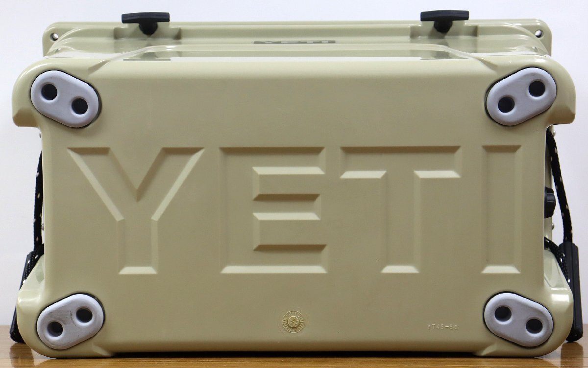 L★中古品★アウトドア用品 クーラーボックス 『TUNDRA 45』 YETI/イエティ 外寸(約):65×40×40cm 内寸(約):46×29×22cm 重量:約11.5kgの画像6