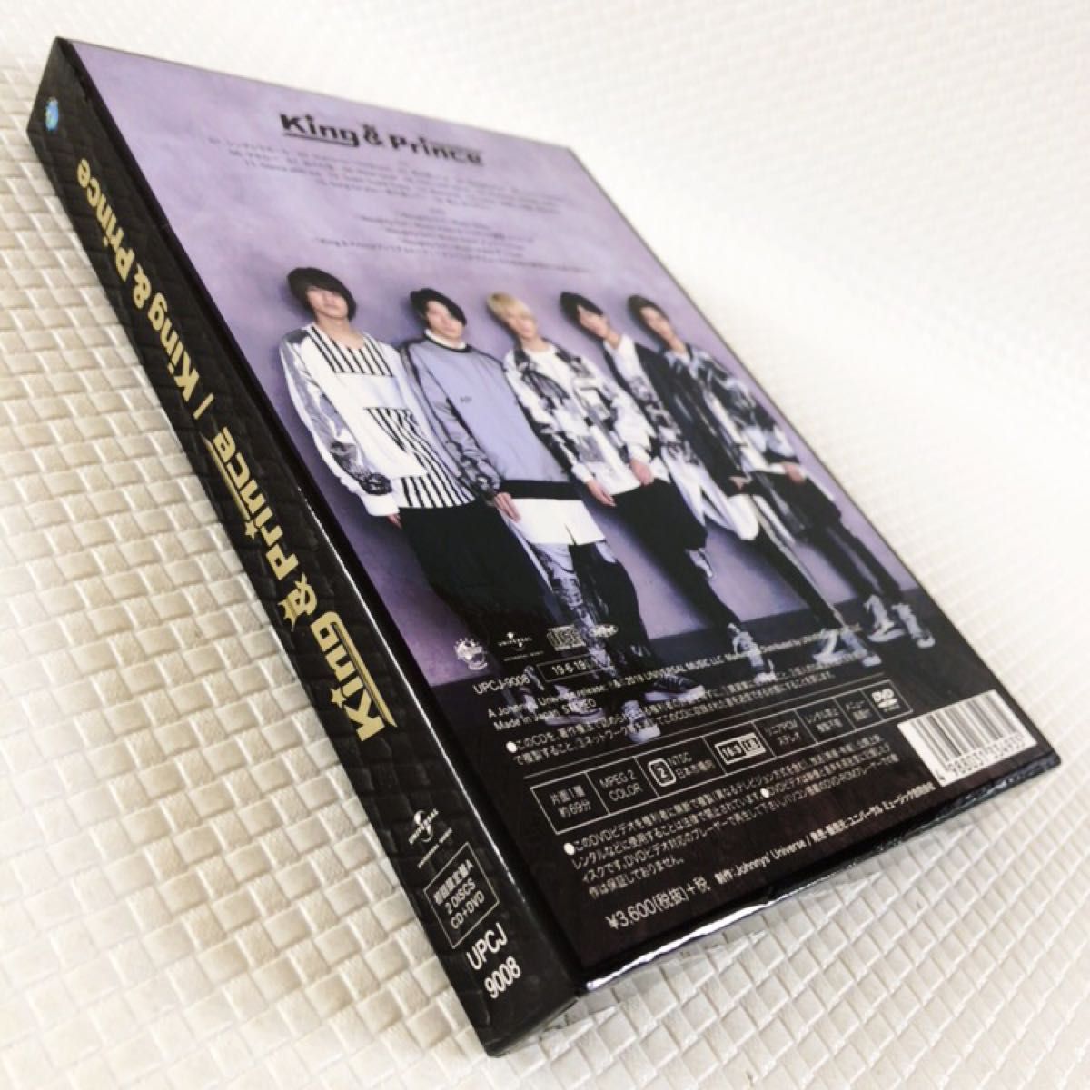 初回限定盤A〈CD+DVD〉　1stアルバム『King & Prince』　　　s1835j