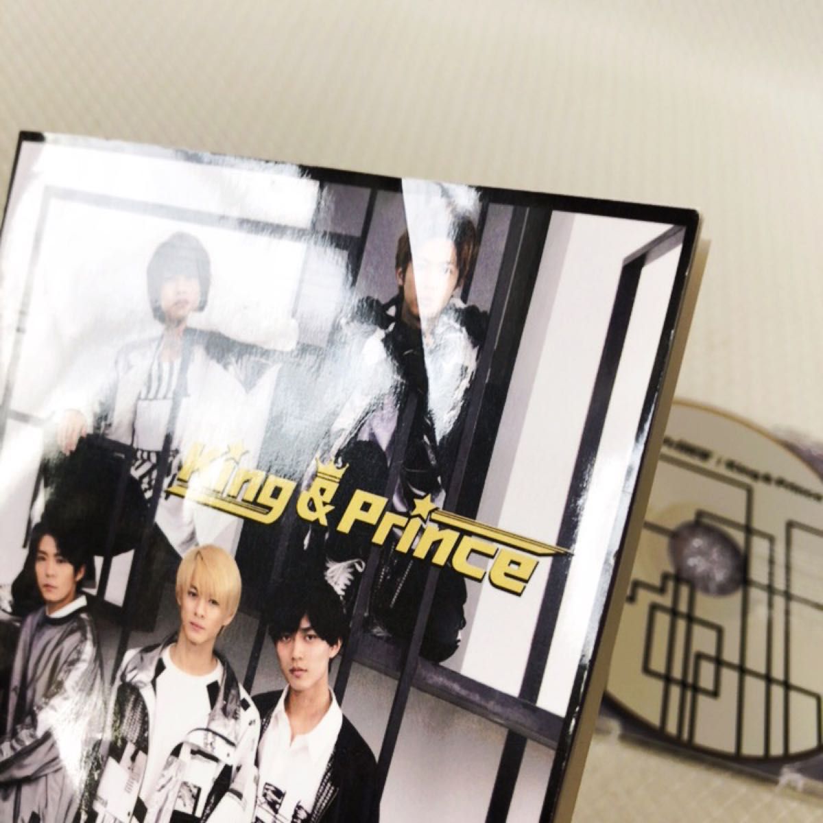 通常盤アルバム〈17曲収録〉　King & Prince　1stアルバム『King & Prince』　　　　w907g