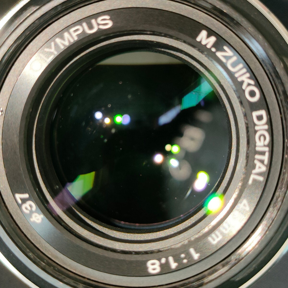 美品 OM SYSTEM M.ZUIKO DIGITAL 45mm F1.8 OLYMPUS オリンパス 2024年10月までカメラのキタムラ保証ありの画像3