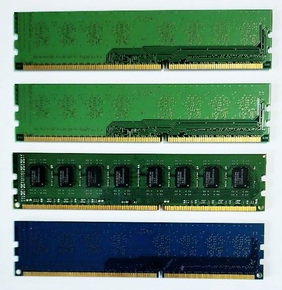 デスクトップ用メモリ 2GB×4枚 8GB  PC3-12800U 2枚とPC3-10600U 2枚