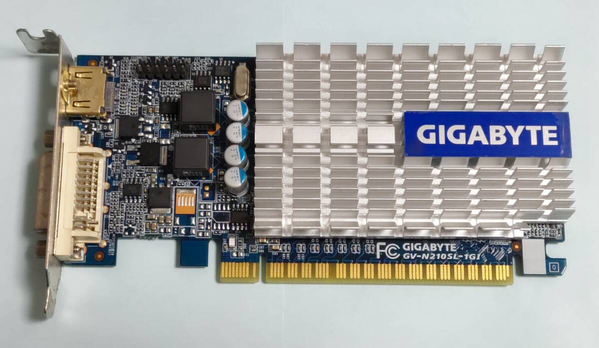 GIGABYTE / GV-N210SL-1GI ファンレス・グラフィックカードの画像1