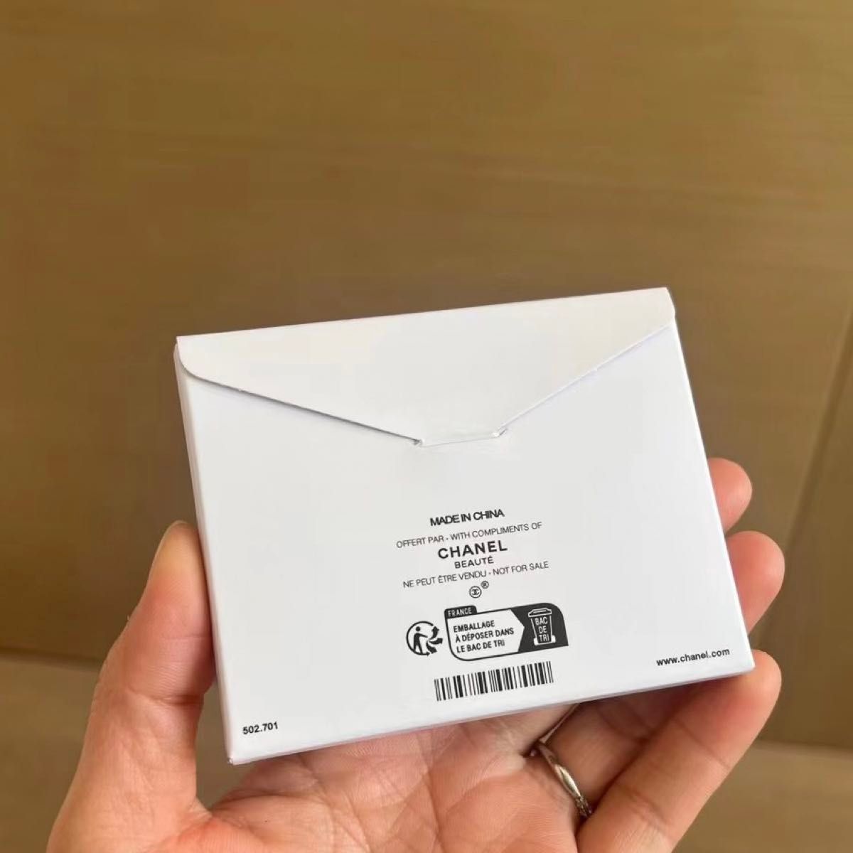 未開封新品】シャネル CHANEL PARFUMS ノベルティ ヘアピン 髪 未開封新品】シャネル CHANEL PARFUMS ノベルティ ヘアピン 髪