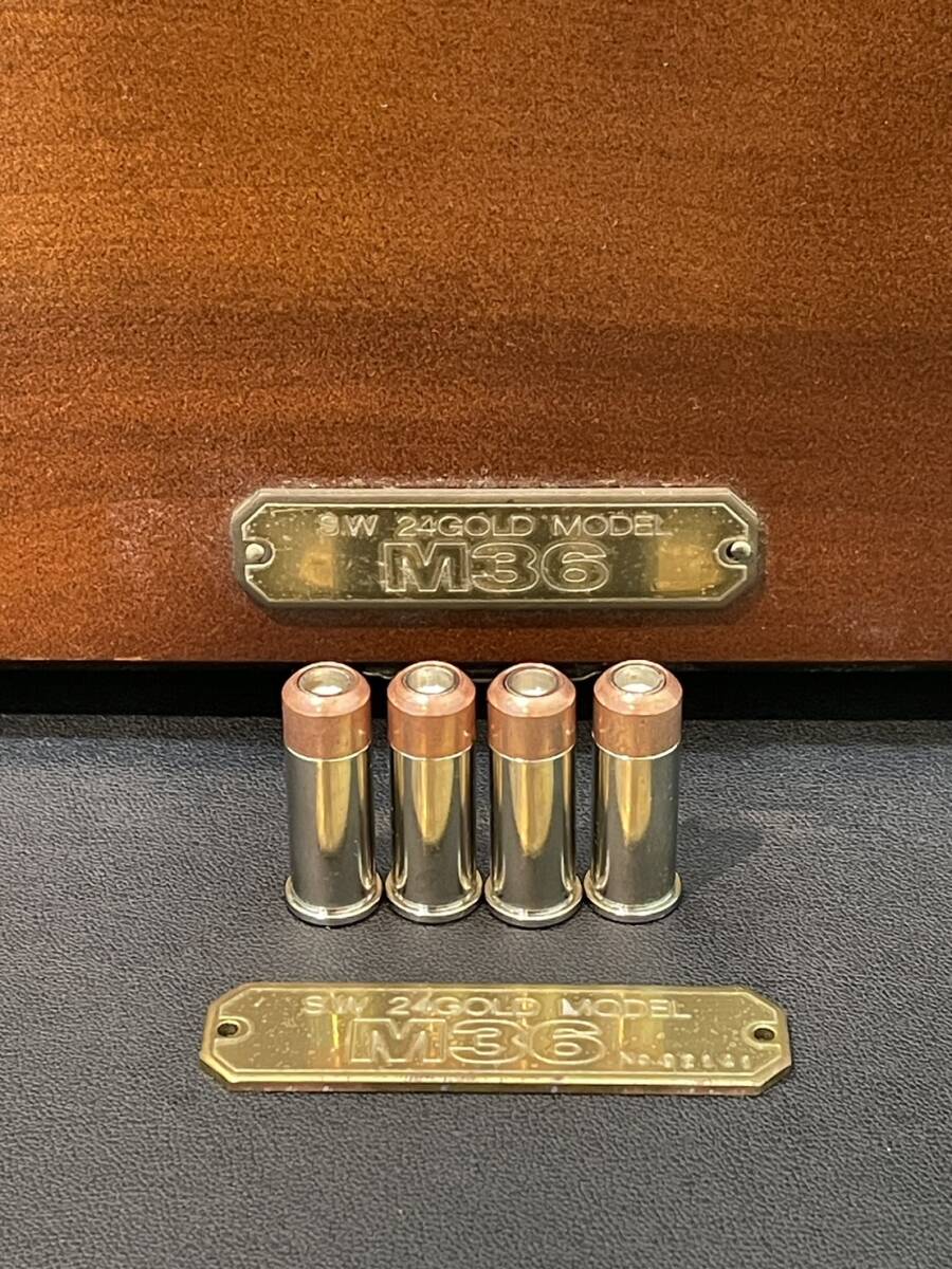 【F696CK】希少 美品 S&W 24GOLD M36 SMG刻印 コクサイ SMITH & WESSON 金属 モデルガン 木箱 弾4つ付きの画像2