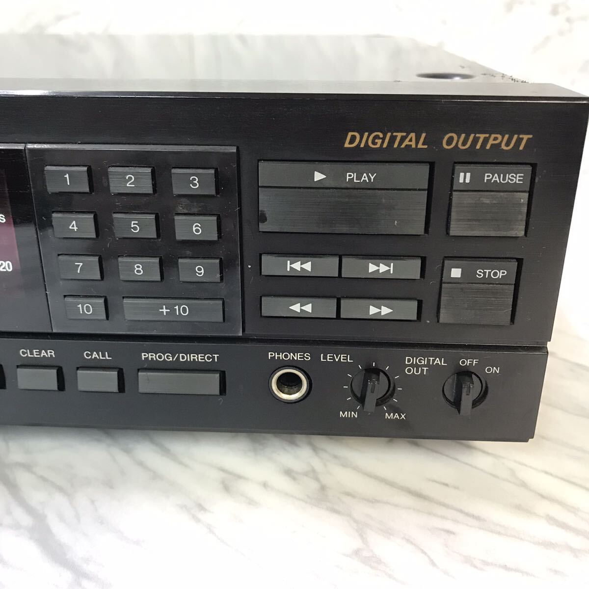 ●送料無料 現状品 DENON デノン CDプレーヤ DCD-1600 通電OK/コンパクト ディスク プレーヤー CDデッキ/ジャンク品・ジャンク品扱いで_画像5