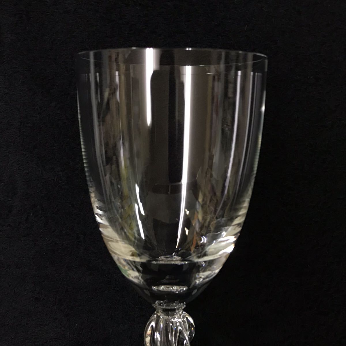 ●送料無料 未使用品 LALIOUE ラリック ペア ワイングラス 2客 高さ 約14cm・約200ml/クリスタルガラス グラス シャンパングラス ロータスの画像4