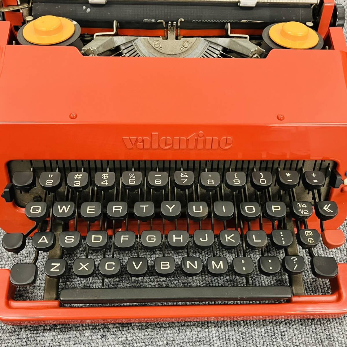 D016-SG2-286 Olivetti オリベッティ タイプライター ポータブル 計算機 バレンタイン 手動 機器 幅約34×縦約35×高さ約10cmの画像4