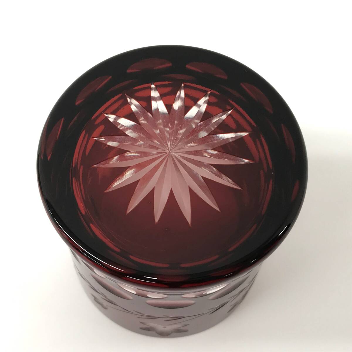 D123-H28-154 伝統硝子工芸 江戸切子 ロックグラス 約8×8.5cm 赤 和食器 ※箱付きの画像5