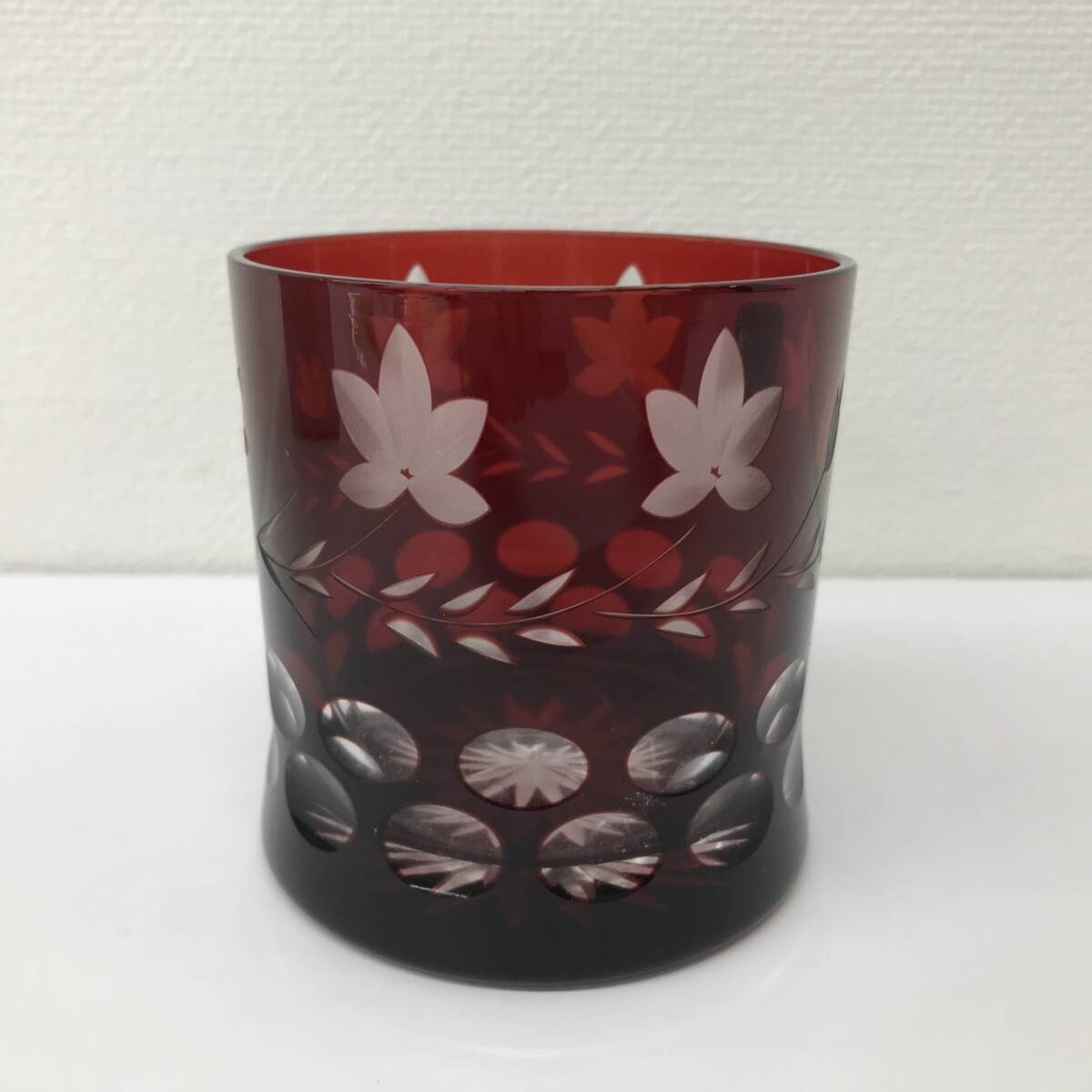 D123-H28-154 伝統硝子工芸 江戸切子 ロックグラス 約8×8.5cm 赤 和食器 ※箱付きの画像2