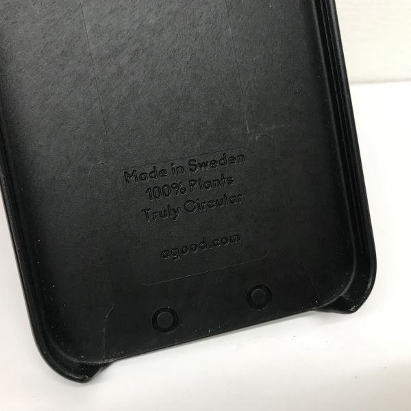 F186-O15-5185 SAINT LAURENT サンローラン 携帯ケース iPhone13pro用？ ブラック 約14.5×7.1cm 約4×4.1cm 箱付きの画像4