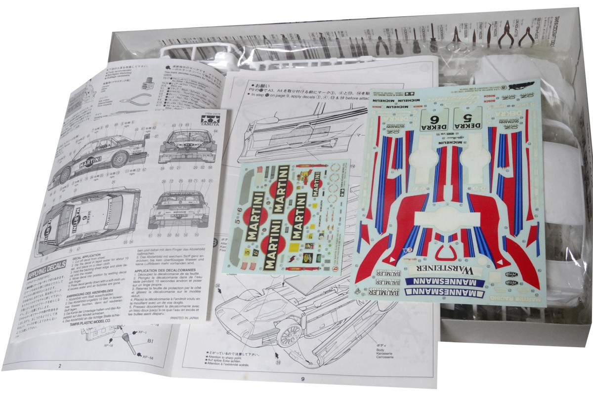 タミヤ プラモデル １/24 スポーツカーシリーズＮｏ１７６ マルティニ アルファロメオ Ｖ６ＴＩ の画像3