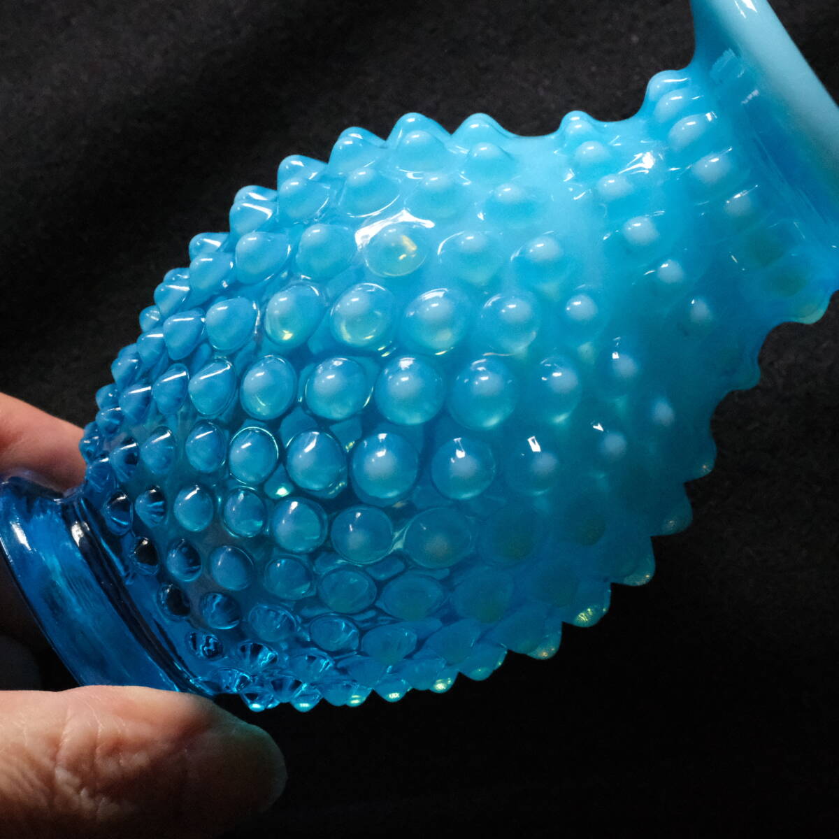 極美品 送料無料 Fenton フェントン 花瓶 ホブネイル オパールセント ガラス ビンテージ アンティーク 鮮やかブルー オールドの画像6
