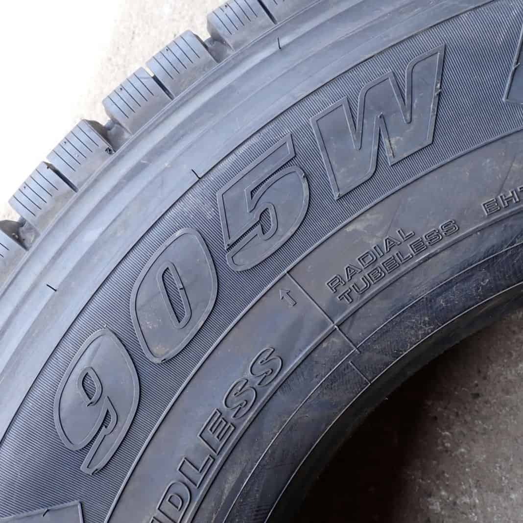 冬 新品 2本SET 会社宛 送料無料 275/80R22.5 151/148 TB ヨコハマ 905W 地山 高床 大型トラック トレーラー 効き重視モデル NO,E9248_画像5