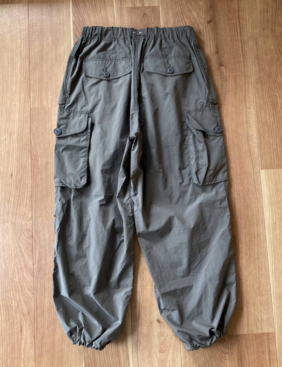 希少カラー and wander / 撥水 リップ素材 oversized cargo pants / gray / size L / アンドワンダー ワイドシルエット カーゴ パンツ_画像9