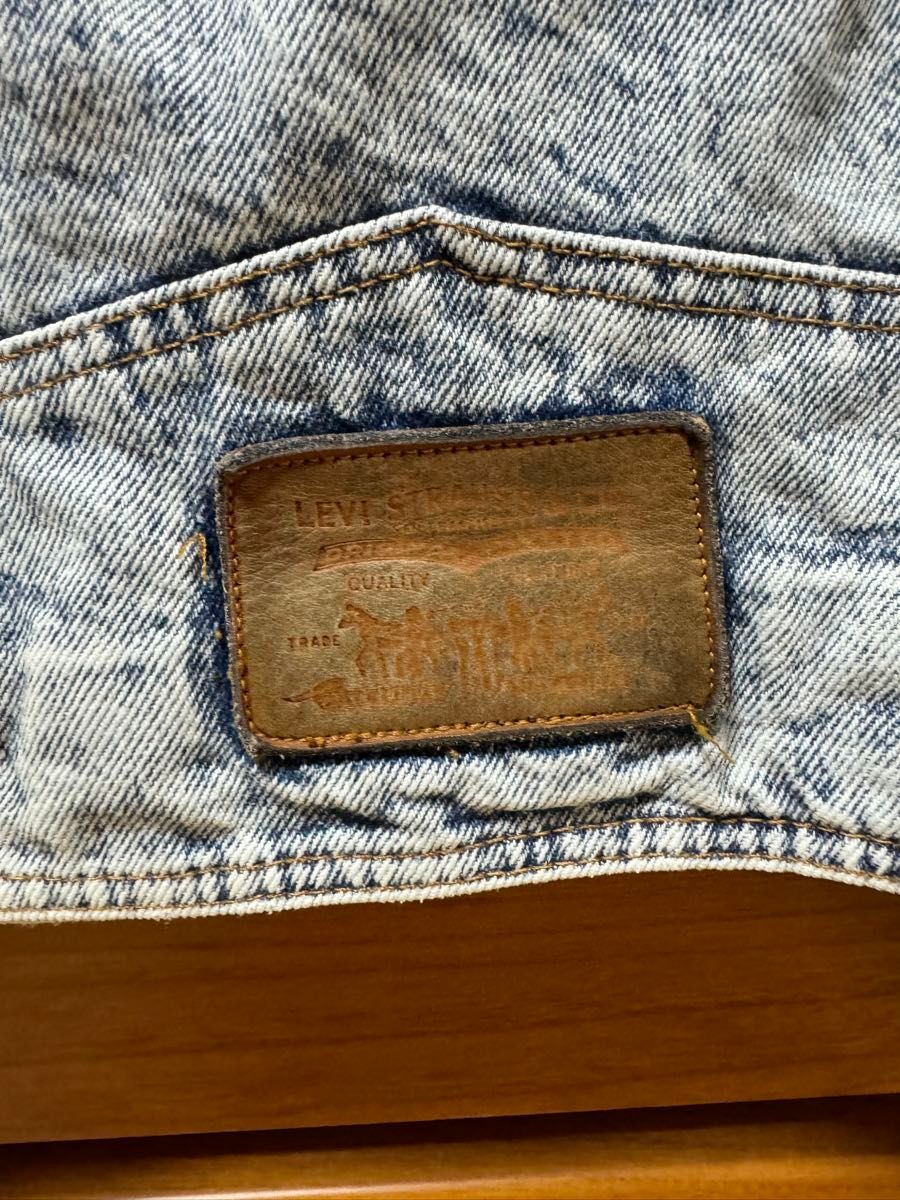 リーバイス  Levi's デニムジャケット　ケミカル　ジージャン　古着