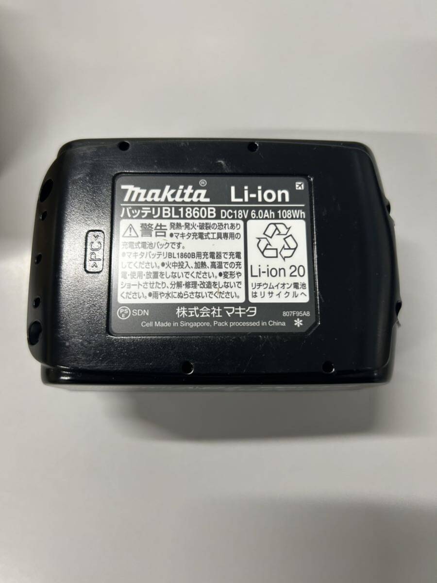 【即納】送料無料 美品 makita マキタ 純正 18V バッテリー 6.0Ah 雪マークあり 残量表示付き BL1860B 電動工具の画像2