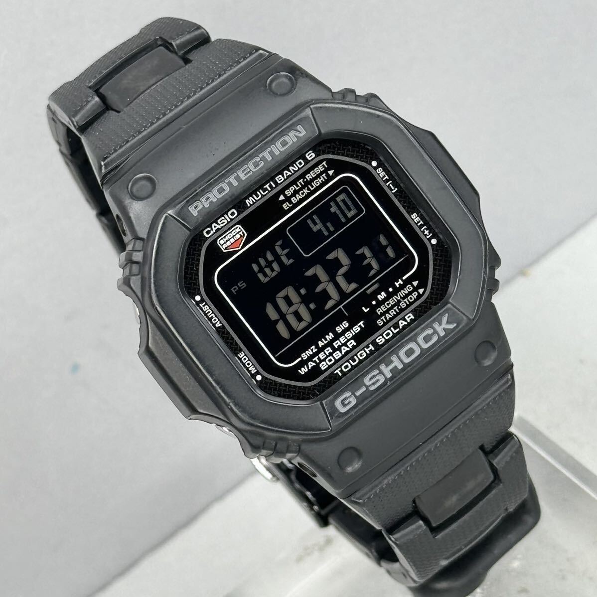 美品 G-SHOCK GW-M5610BC-1JF タフソーラー 電波受信 電波ソーラー マルチバンド6 ブラック 反転液晶 メタルコアバンド スクウェアの画像2