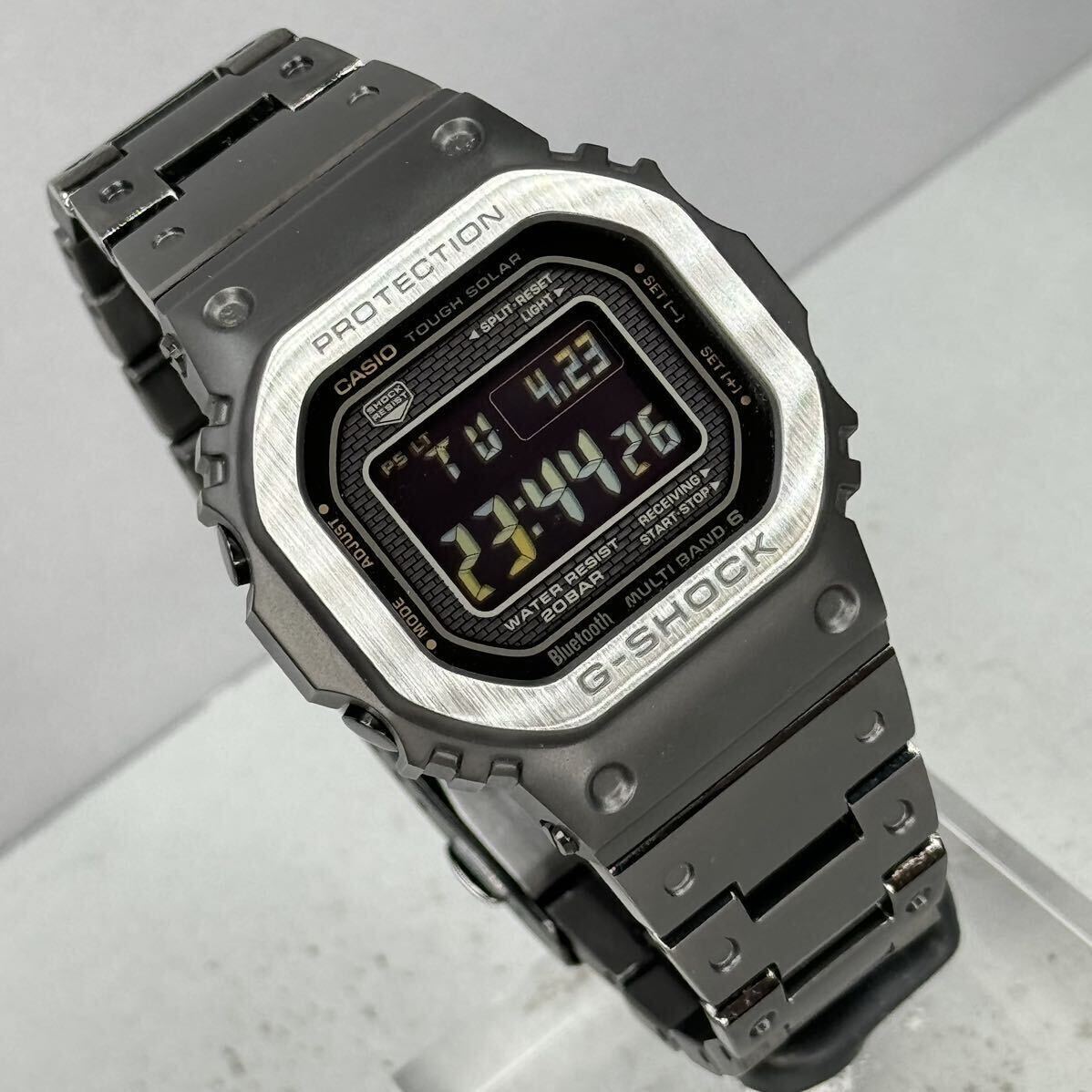 極美品 G-SHOCK GMW-B5000MB-1JF タフソーラー 電波受信 電波ソーラー マルチバンド6 Bluetooth搭載 メタルバンド マットブラック 反転液晶の画像2