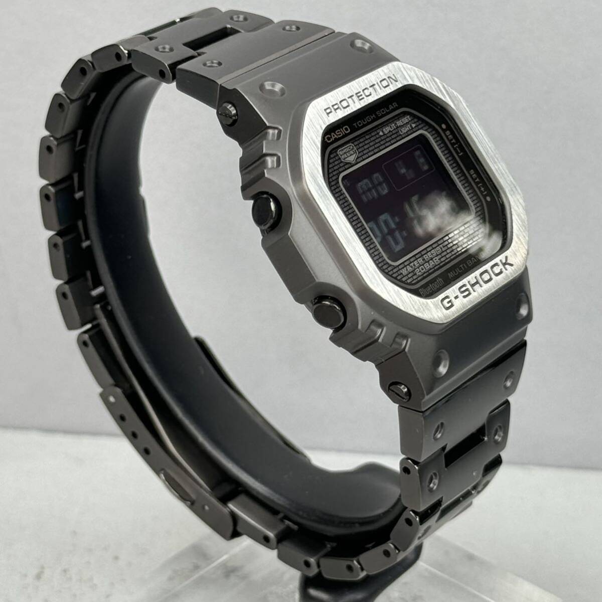 未使用同様 極美品 G-SHOCK GMW-B5000MB-1JF タフソーラー 電波受信 電波ソーラー マルチバンド6 Bluetooth搭載 メタルバンド ブラックの画像6