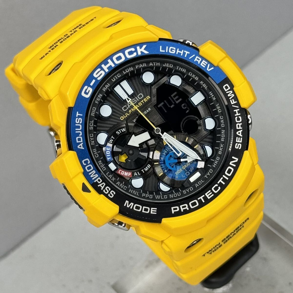 極美品 G-SHOCK GN-1000-9AJF GULFMASTER ガルフマスター 方位.温度計搭載 ツインセンサー アナデジ 反転液晶 イエロー メタルベゼルの画像2