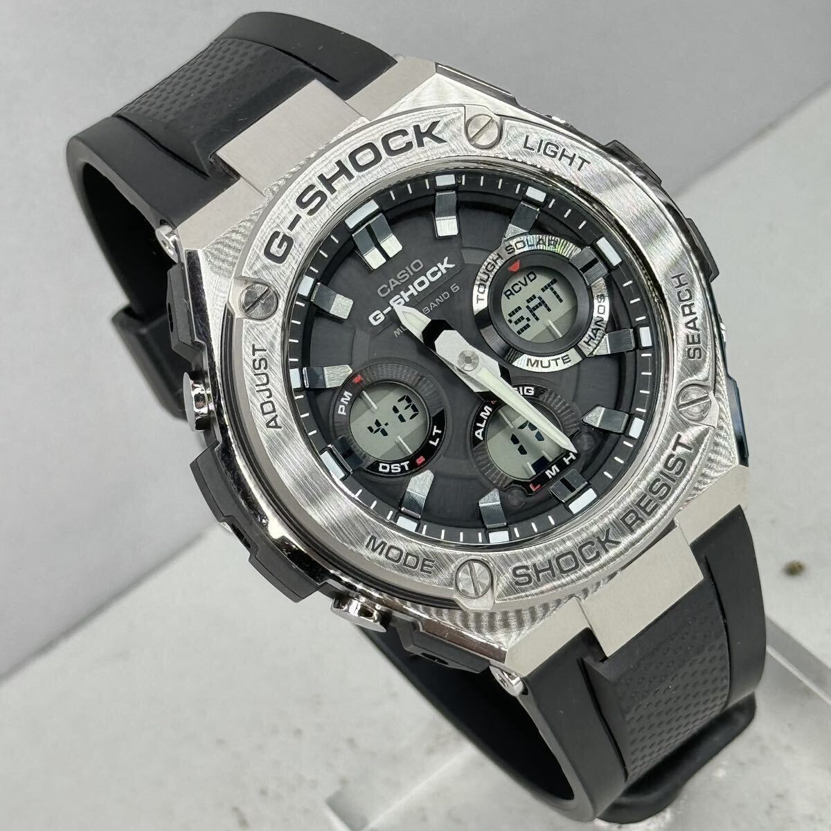 極美品 G-SHOCK GST-W110-1AJF G-STEEL Gスチール タフソーラー 電波受信 電波ソーラー マルチバンド6 メタルベゼル シルバー アナデジの画像2