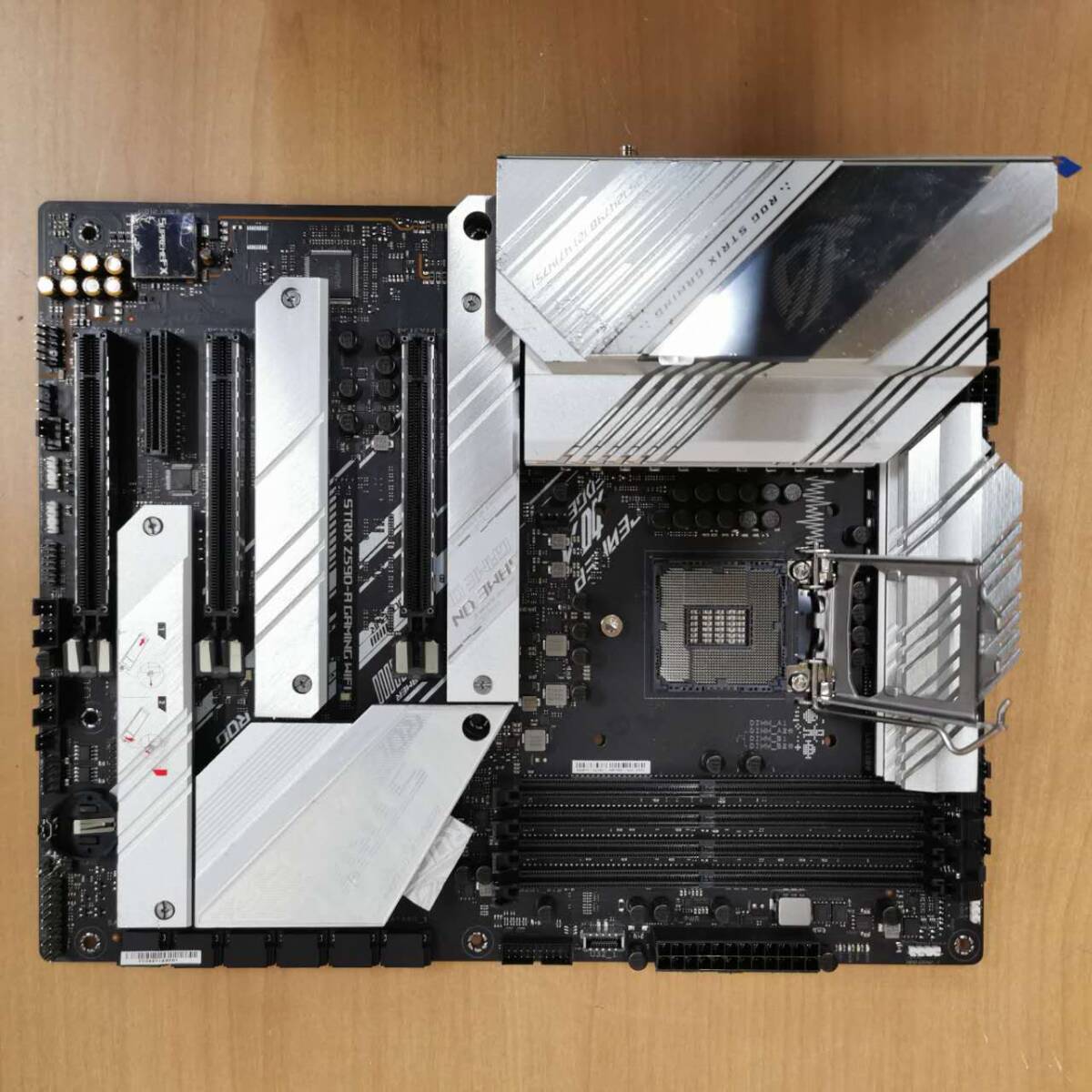 ASUS ROG STRIX Z590-A GAMING WIFI/ATXマザーボード/(LGA1200)INTEL10・11世代CPU対応/PCパーツ DIY 修理材料★動作未確認・ジャンクの画像1