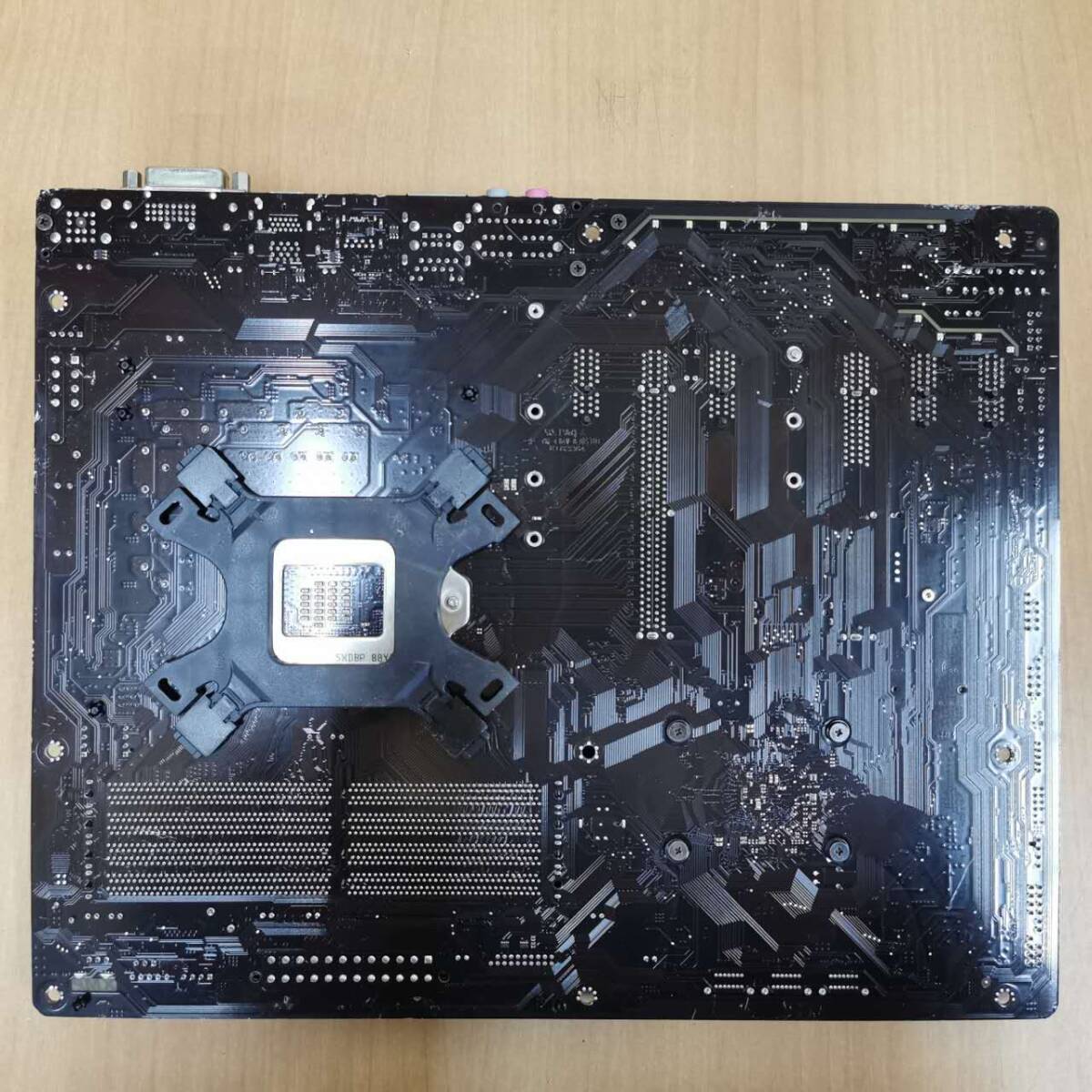 GIGABYTE H370-AORUS-GAMING3 wifi/ATXマザーボード/(LGA1151)INTEL第8,9世代CPU対応/PCパーツ DIY 修理材料★通電,BIOS確認のみ・ジャンクの画像10