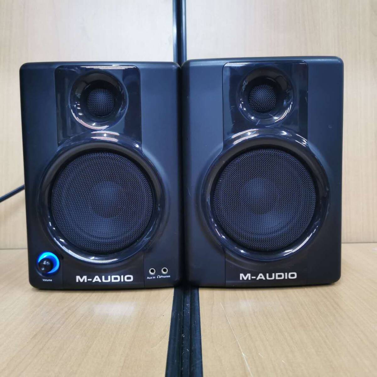 M-AUDIO AV40 monitor speaker 2 pcs. set black electrification has confirmed 