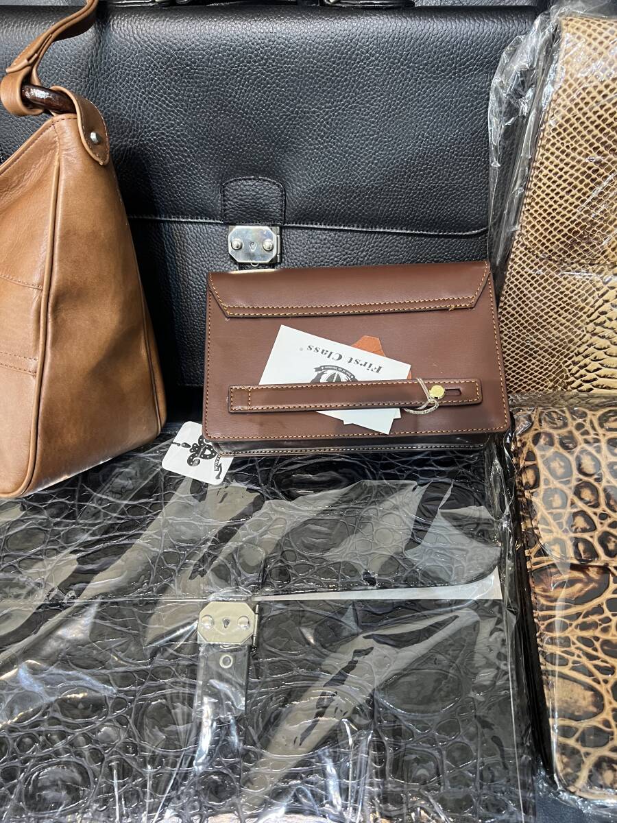 全て未使用 保管品 鞄 バッグ まとめ 1円～ メンズ ビジネス ブリーフ レザー 書類入れ ハンドバッグ の画像3