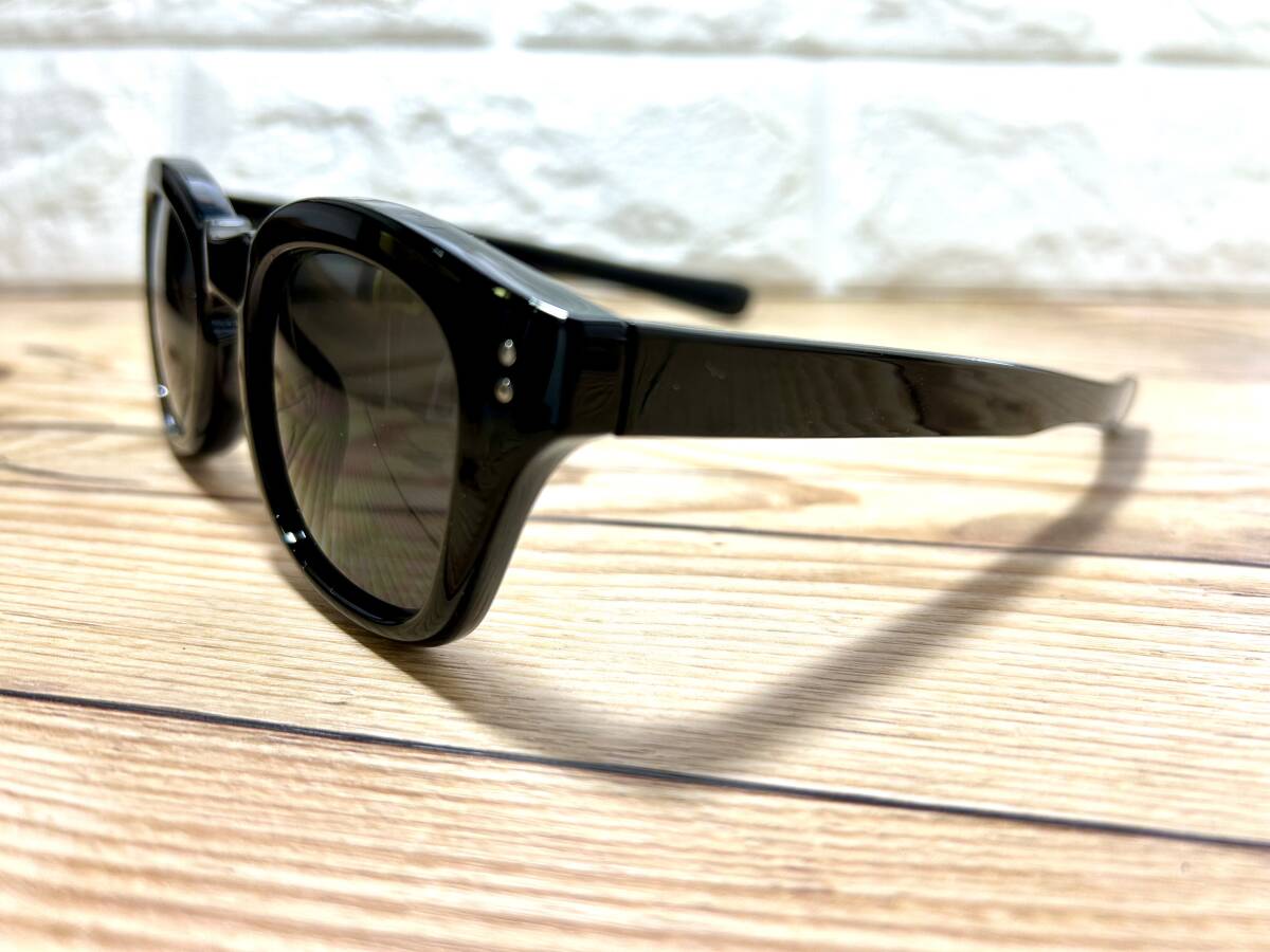 NEW meat thickness Biker shade black frame smoked lens we Lynn ton I wear 