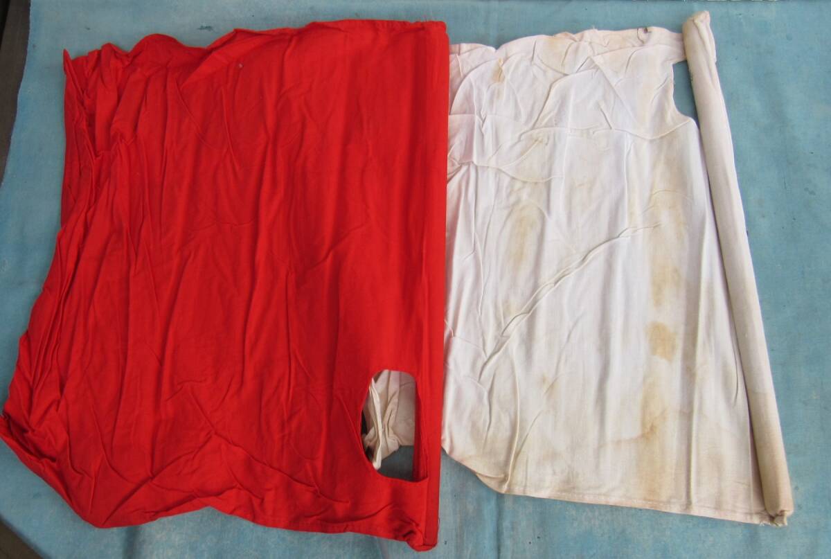 FW,ボーイスカウト日本連盟、需品部銘、赤白の手旗、紅白旗、30,40年前の使用で倉庫から出てきたまま、経年変化あり、布袋入り、木綿100％_画像4