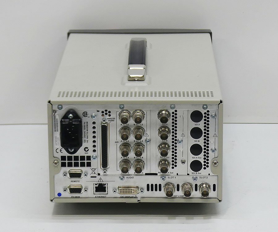 Tektronix WFM8300 高機能マルチ波形モニタ Waveform Monitor (中古 現状品 通電確認のみ) テクトロニクス J☆の画像3